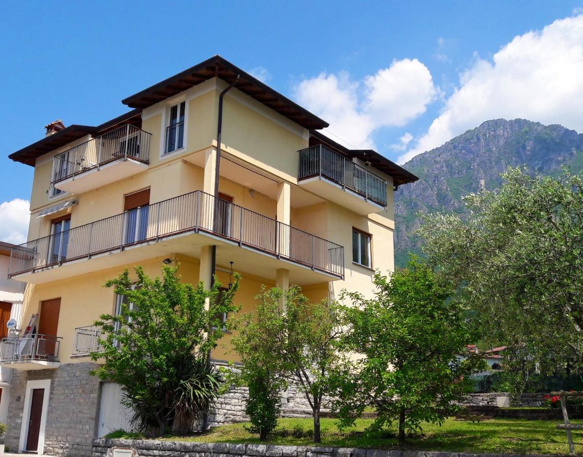 Mansarda Sole E Lago Lierna Luaran gambar